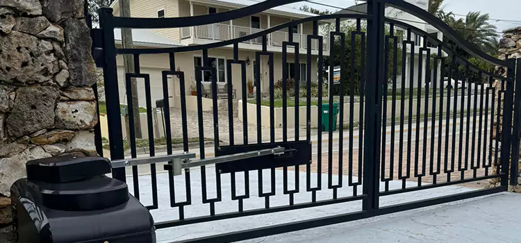 Swing Gate Opener with Keypad Kankakee